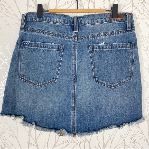 BLANK NYC Distressed Raw Hem Denim Jean Skirt 29 - Picture 3 of 11